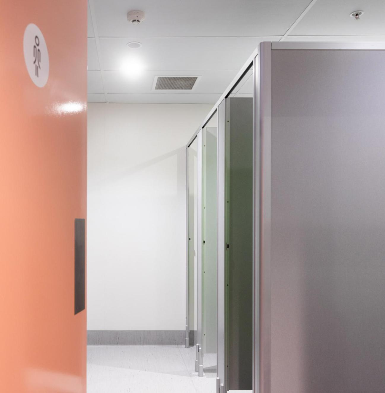 Private Single Pod 8 Share Room