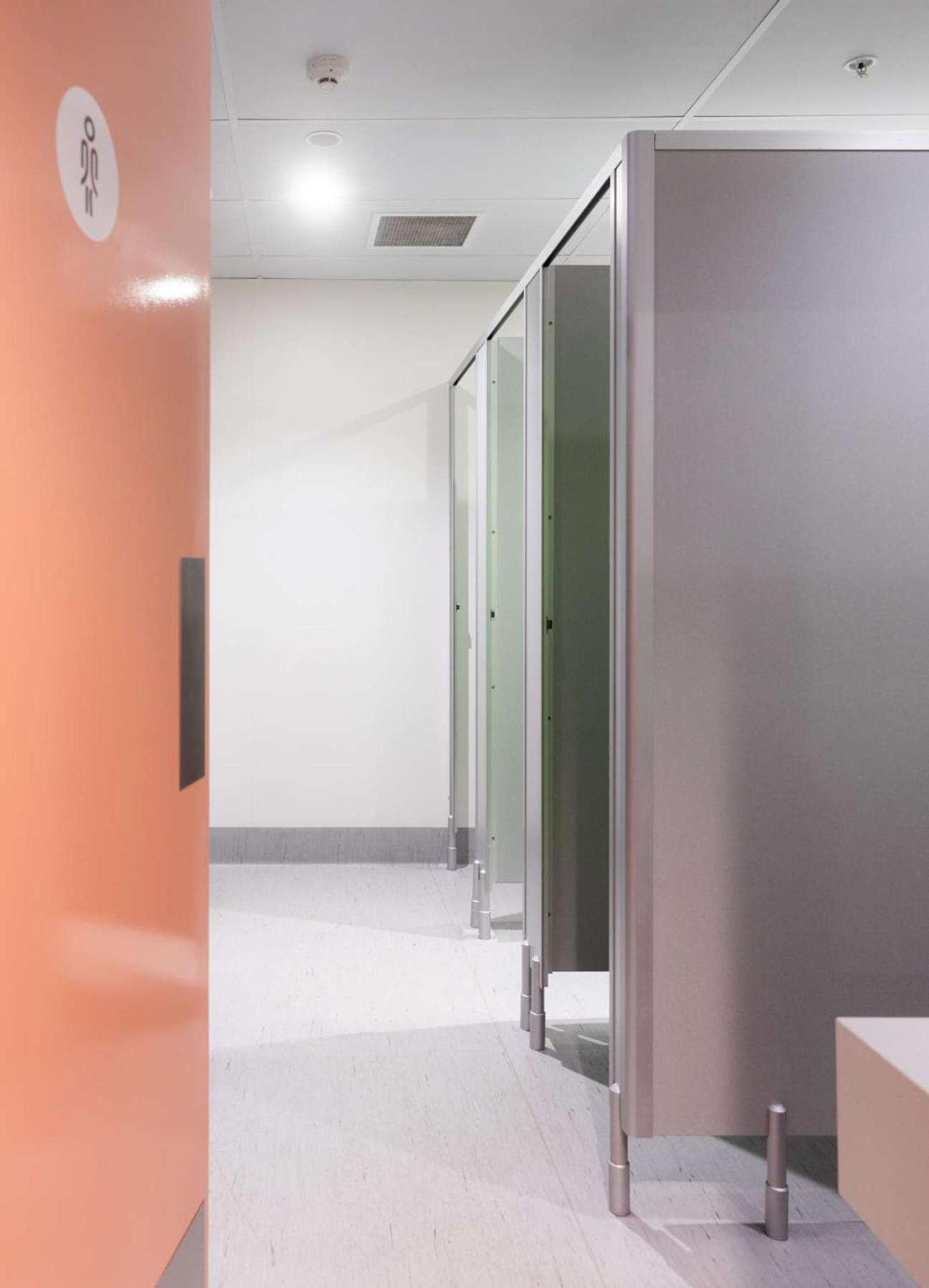 Private Single Pod 8 Share Room