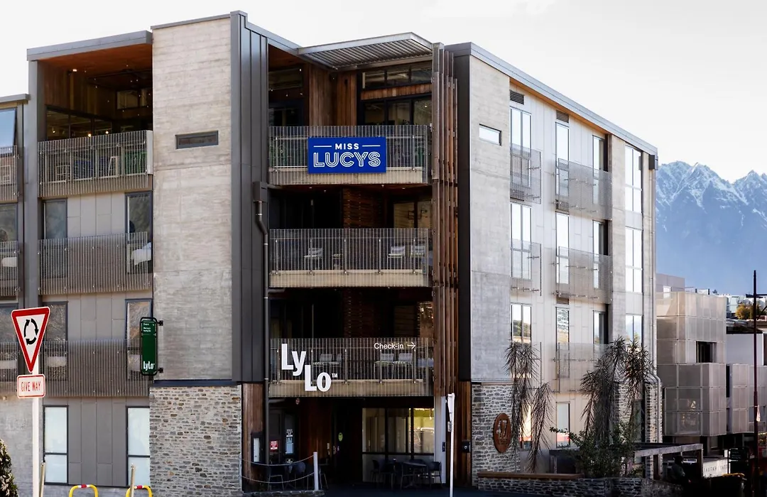 Lylo Queenstown-1